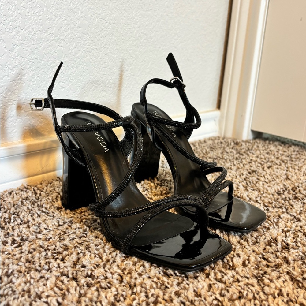 TOP Moda Glossy Black Strappy Heels